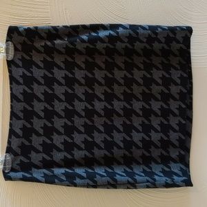 NWT Women's Banana Republic Black & Gray Lined Houndstooth Mini Skirt